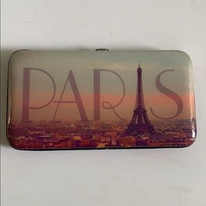 Paris Wallet